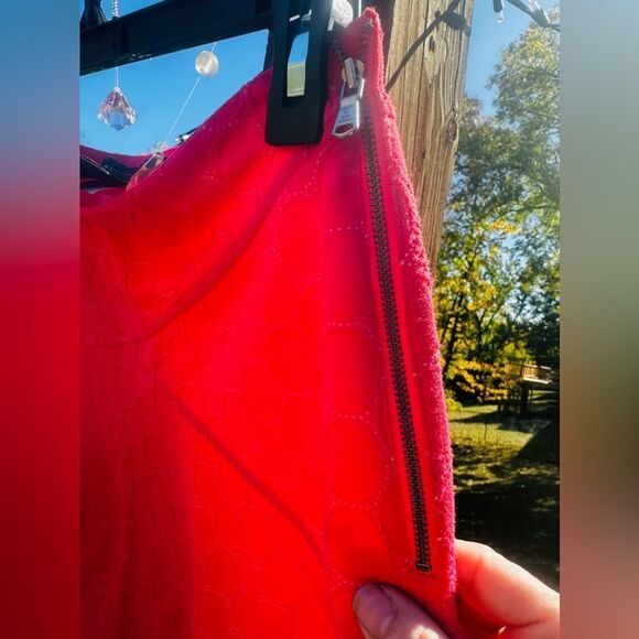 Marc by Marc Jacob’s Hot Pink Skirt EUC. 14” waist 17” length - Picture 6 of 6